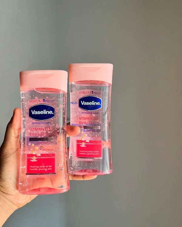 Vaseline Vitamin B3 + Musk Al Tahara
